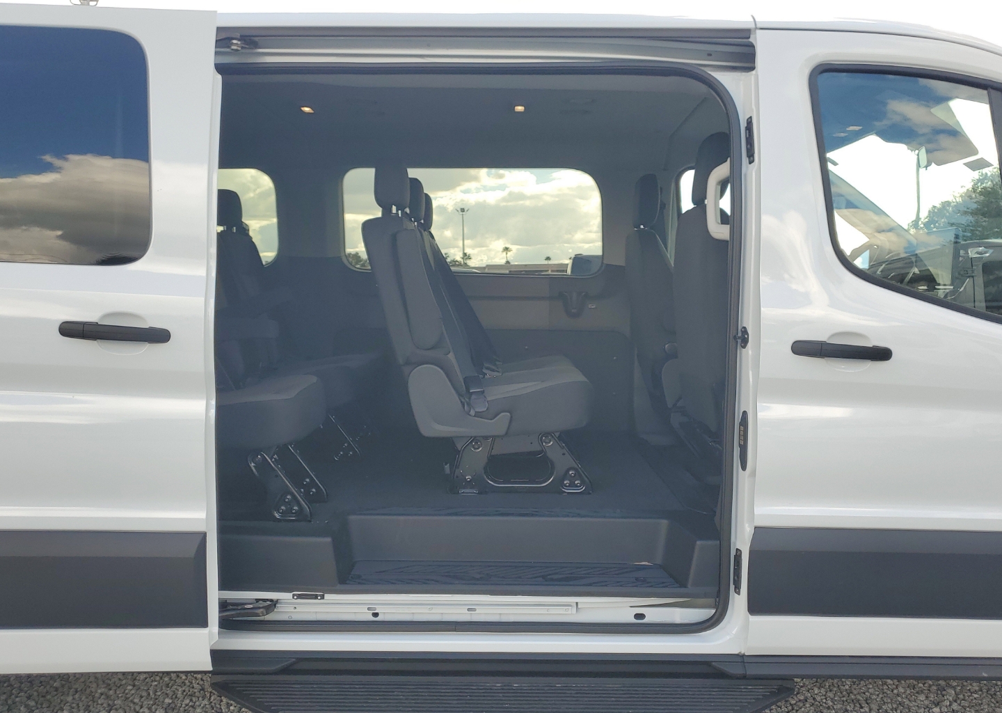 2026 Ford Transit Passenger Van XLT - Photo 13