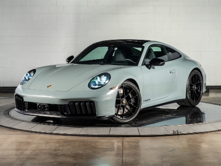 2025 Porsche 911 Carrera GTS