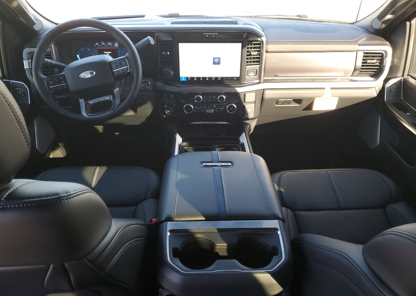 2026 Ford F-350 Super Duty Platinum - Photo 11