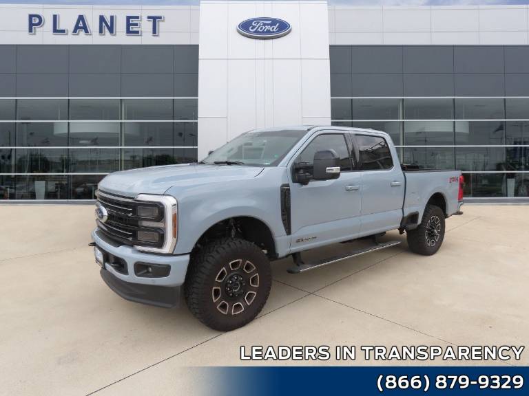 2026 Ford Super Duty F-250 SRW Platinum 4WD Crew Cab 6.75' Box (RAD)(FCTP)