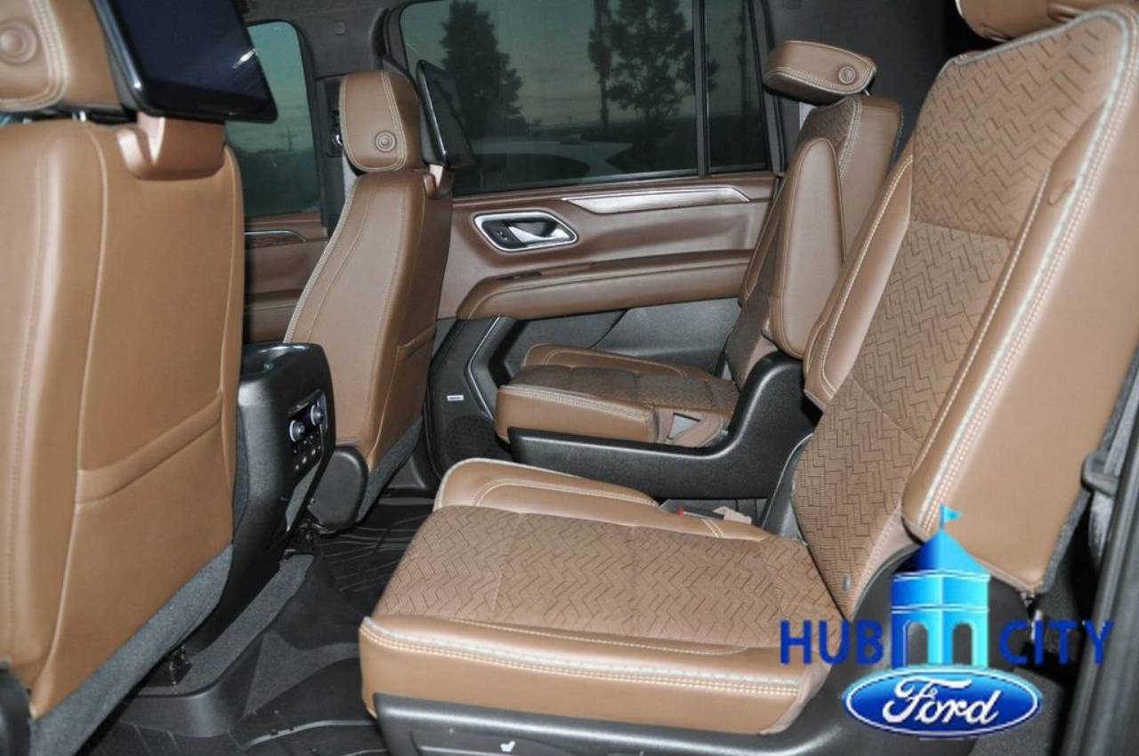 2021 Chevrolet Suburban High Country - Photo 12