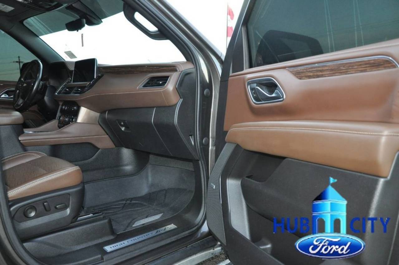2021 Chevrolet Suburban High Country - Photo 17