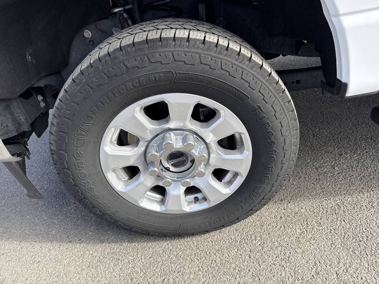 2024 Ford F-350 Super Duty XLT - Photo 9