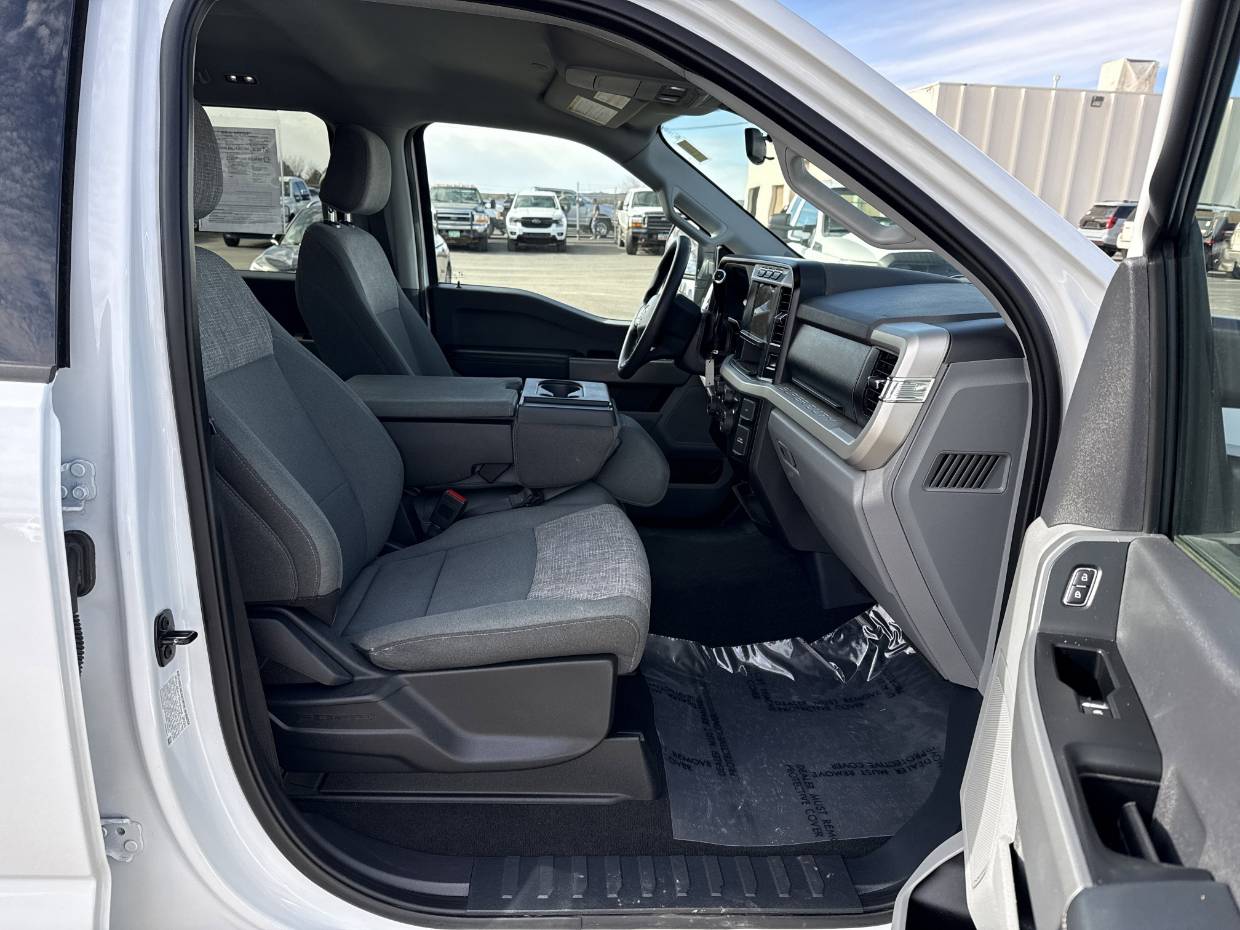 2024 Ford F-350 Super Duty XLT - Photo 13