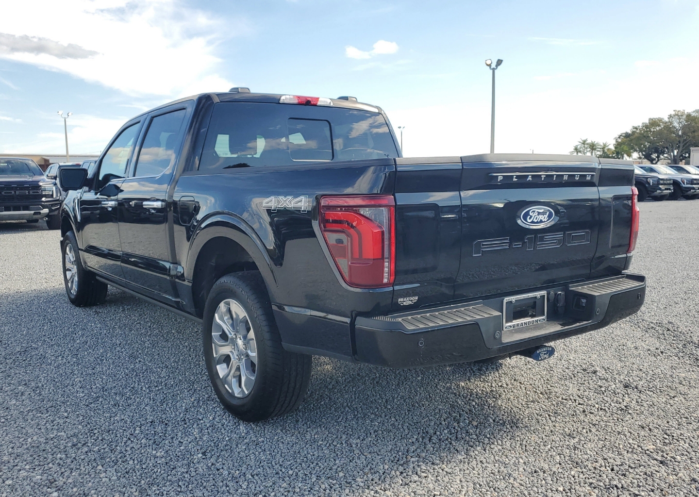 2026 Ford F-150 Platinum - Photo 8
