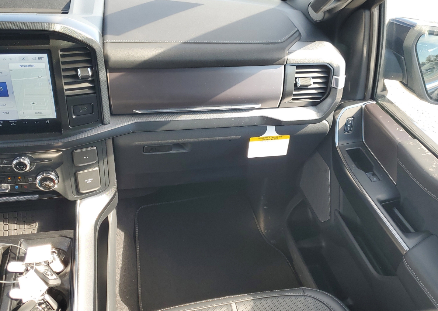 2026 Ford F-150 Platinum - Photo 14
