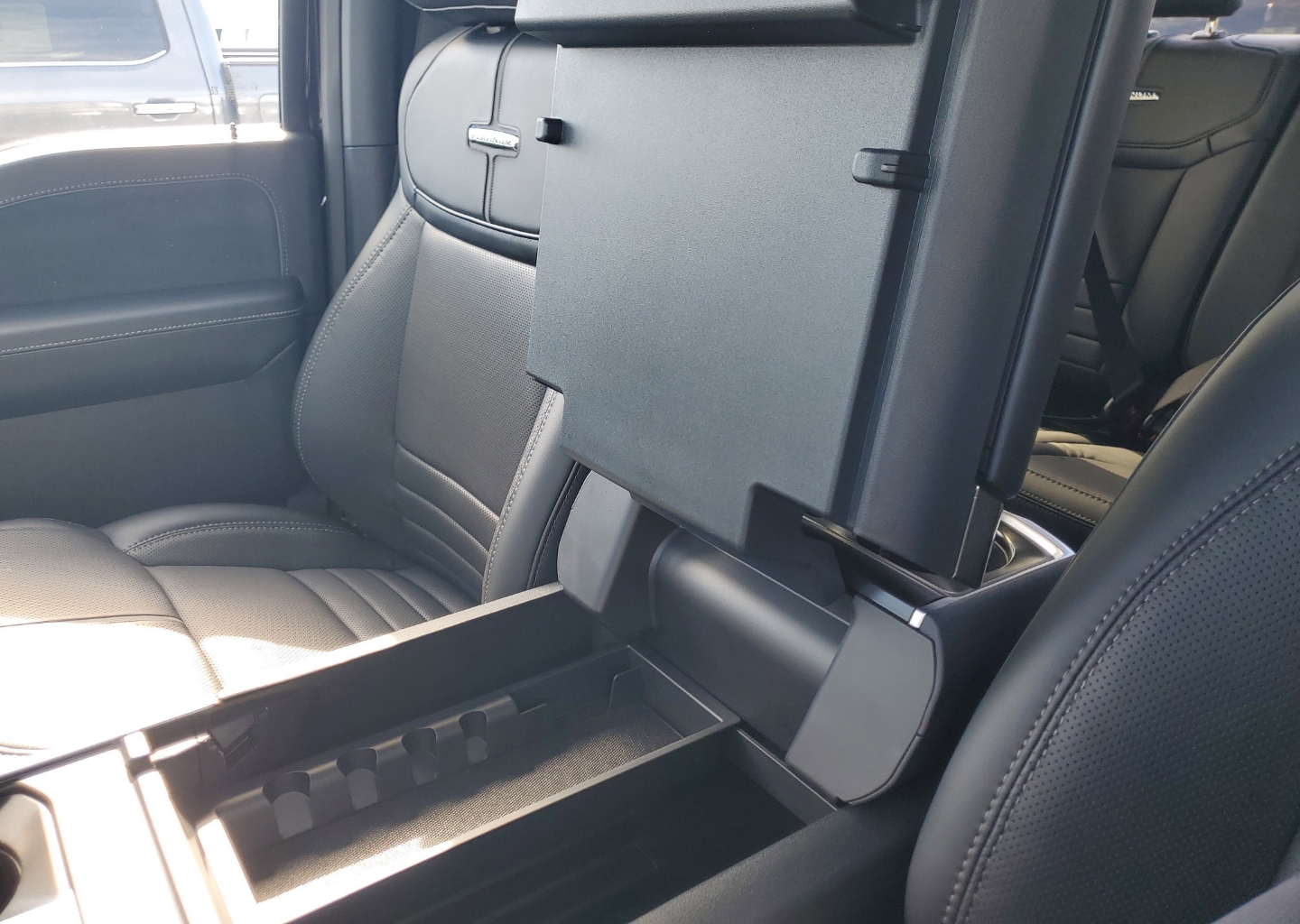 2026 Ford F-150 Platinum - Photo 21