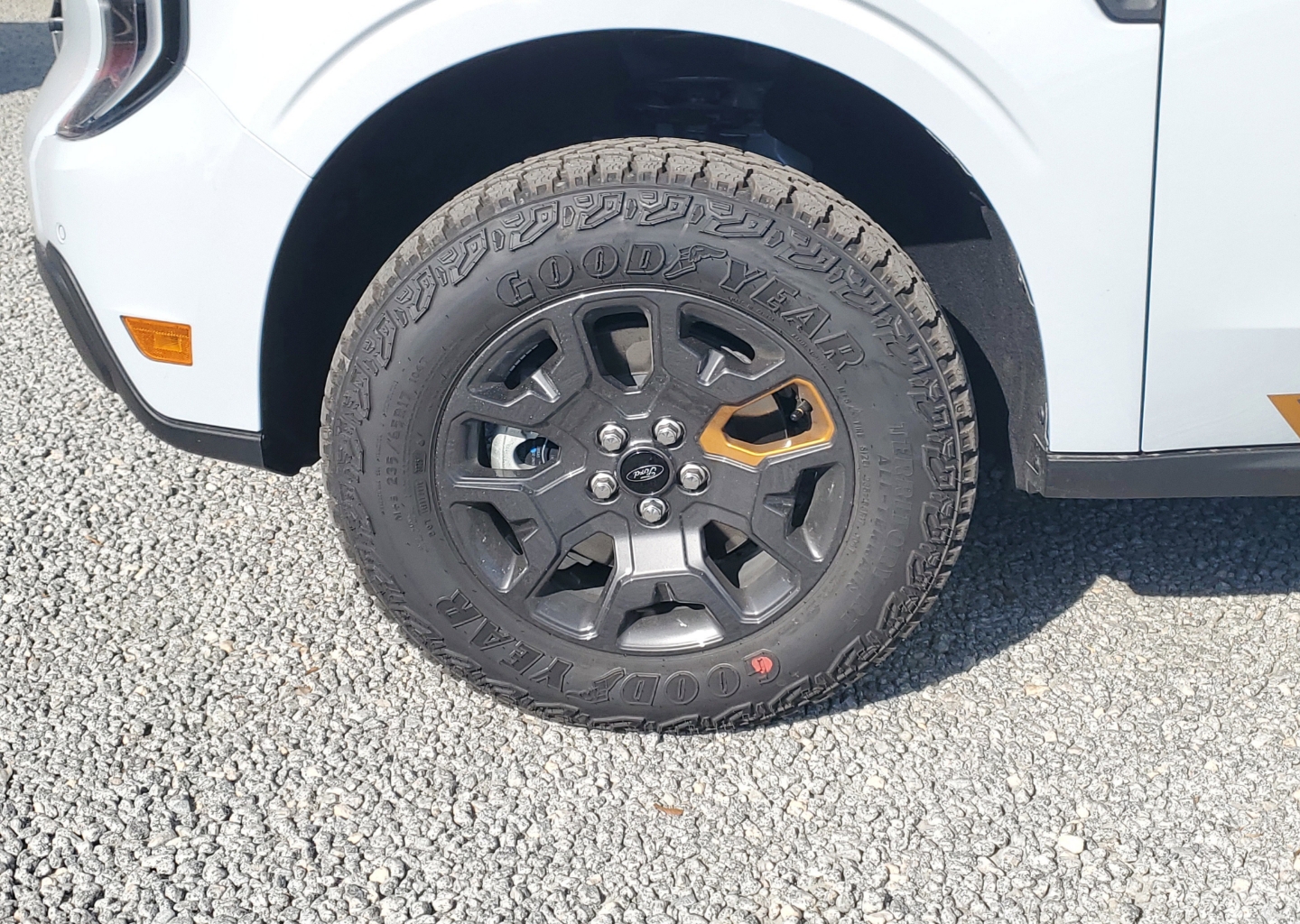 2026 Ford Maverick Tremor - Photo 6