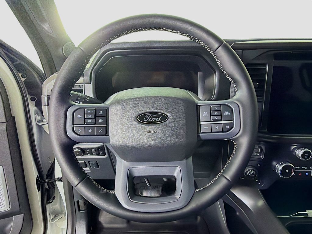 2025 Ford F-150 Lariat - Photo 12