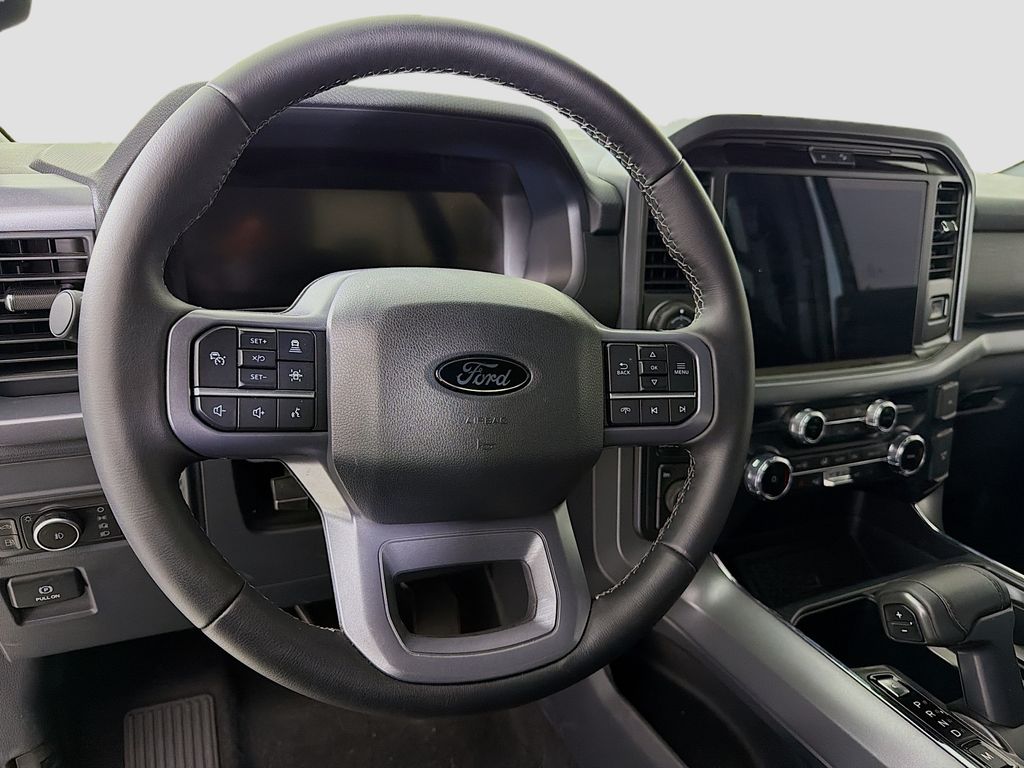 2025 Ford F-150 XLT - Photo 12