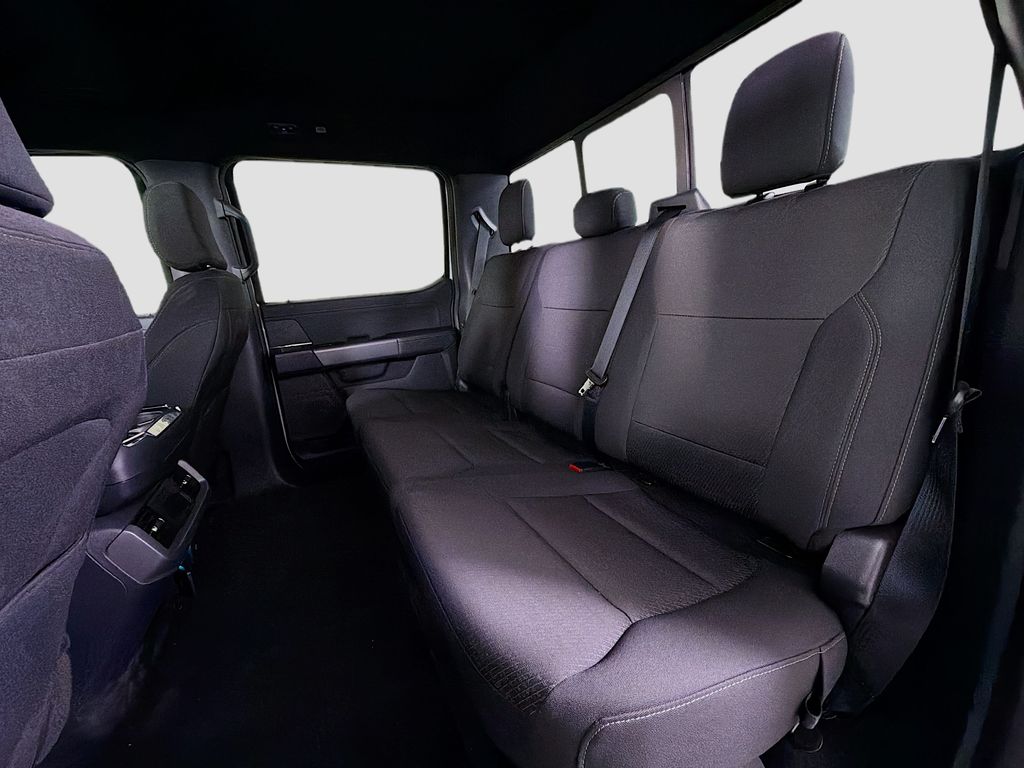 2025 Ford F-150 XLT - Photo 23