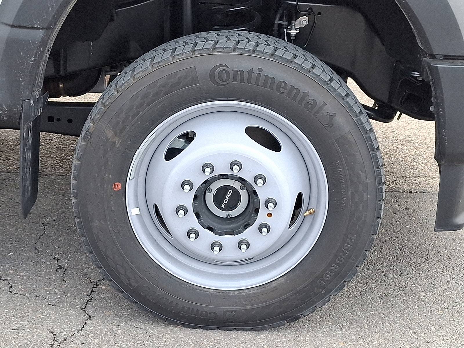 2026 Ford F-550 Super Duty Chassis Cab XL - Photo 7