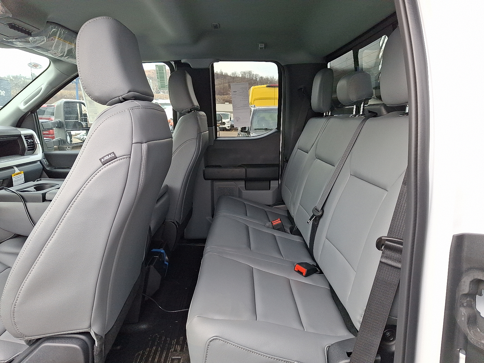2026 Ford F-550 Super Duty Chassis Cab XL - Photo 9