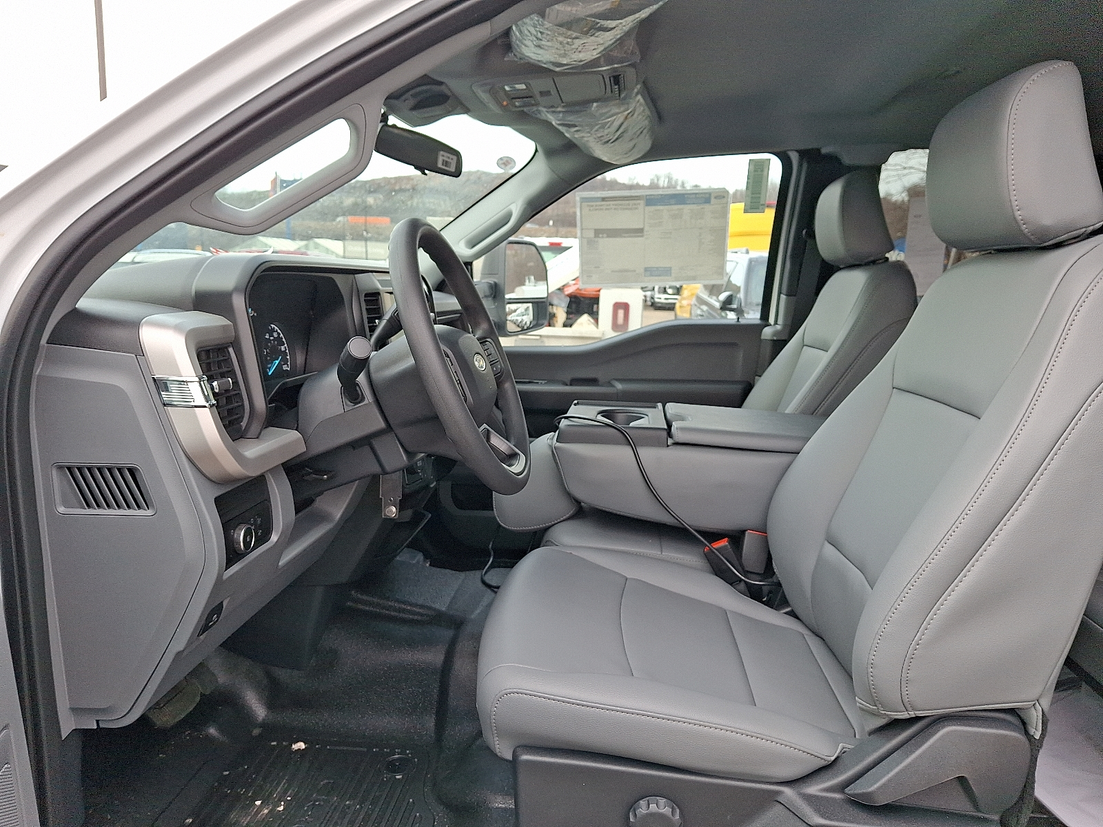 2026 Ford F-550 Super Duty Chassis Cab XL - Photo 10