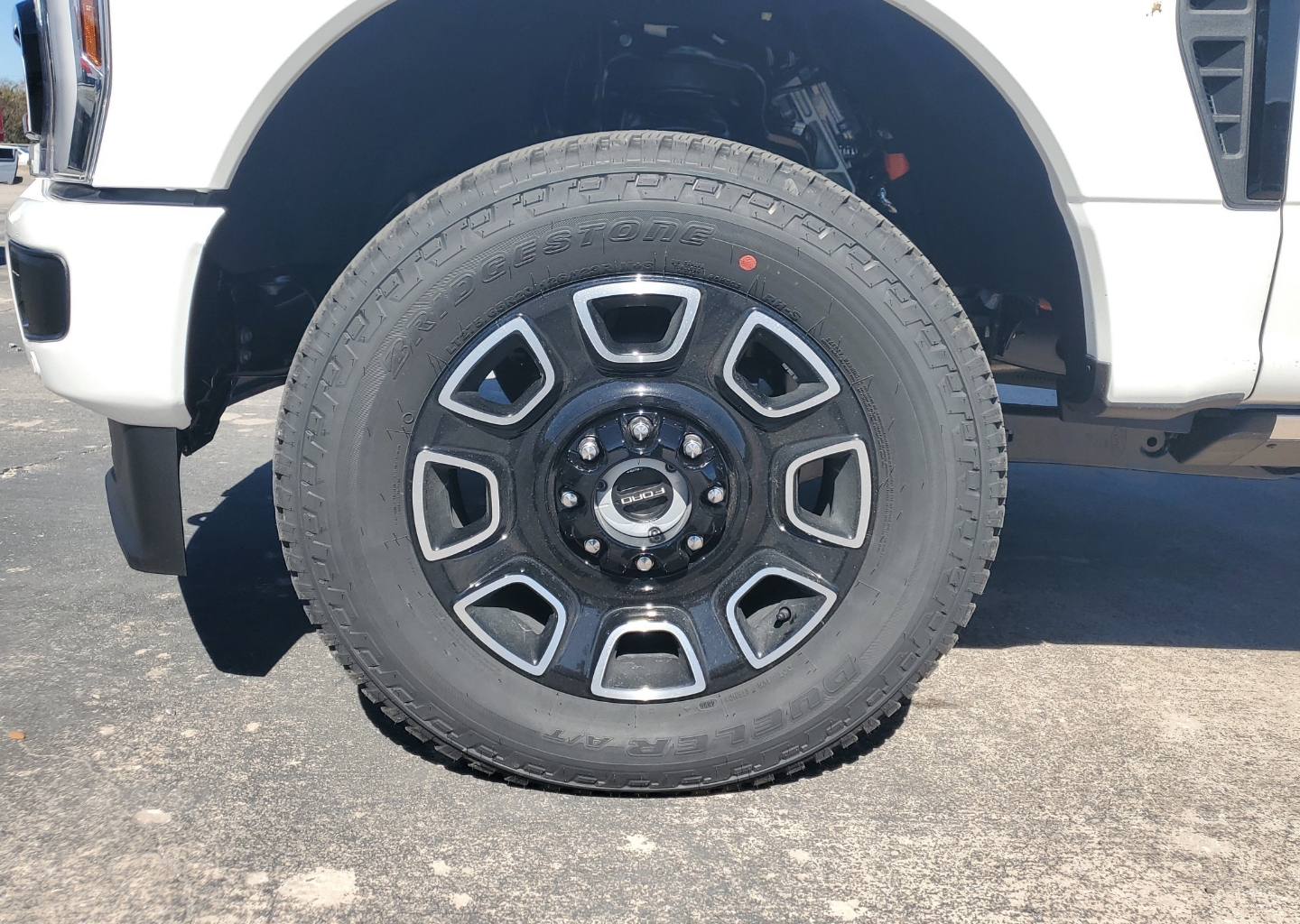 2026 Ford F-250 Super Duty Platinum - Photo 6
