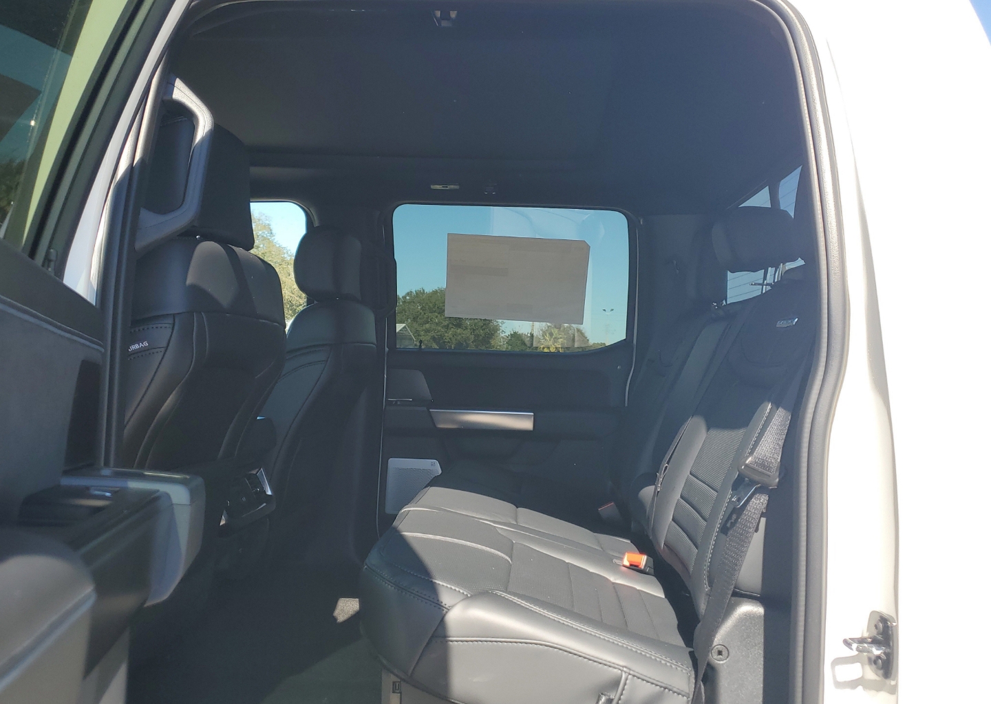 2026 Ford F-250 Super Duty Platinum - Photo 11