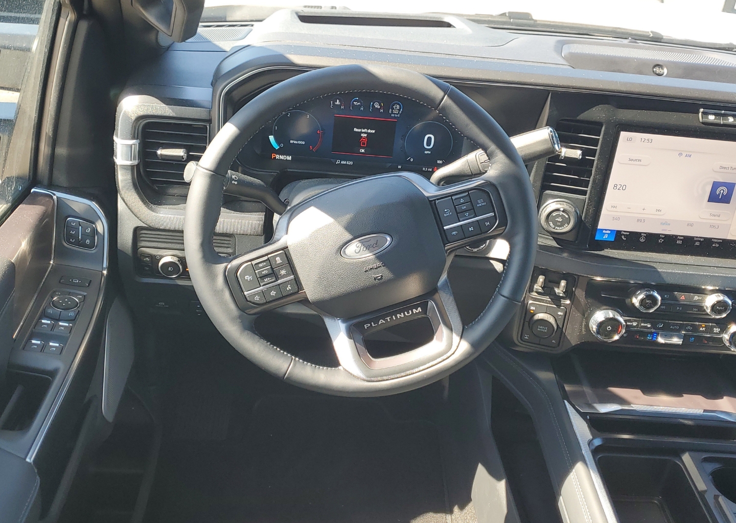 2026 Ford F-250 Super Duty Platinum - Photo 15