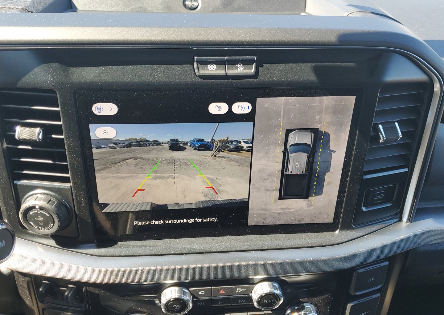 2026 Ford F-250 Super Duty Platinum - Photo 19