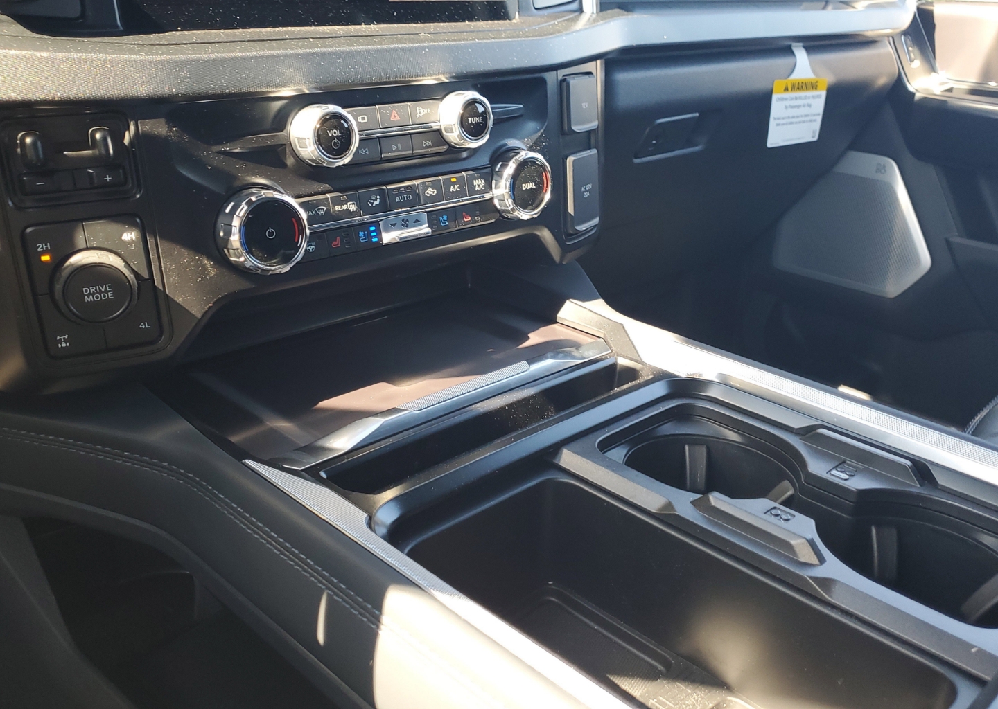 2026 Ford F-250 Super Duty Platinum - Photo 20