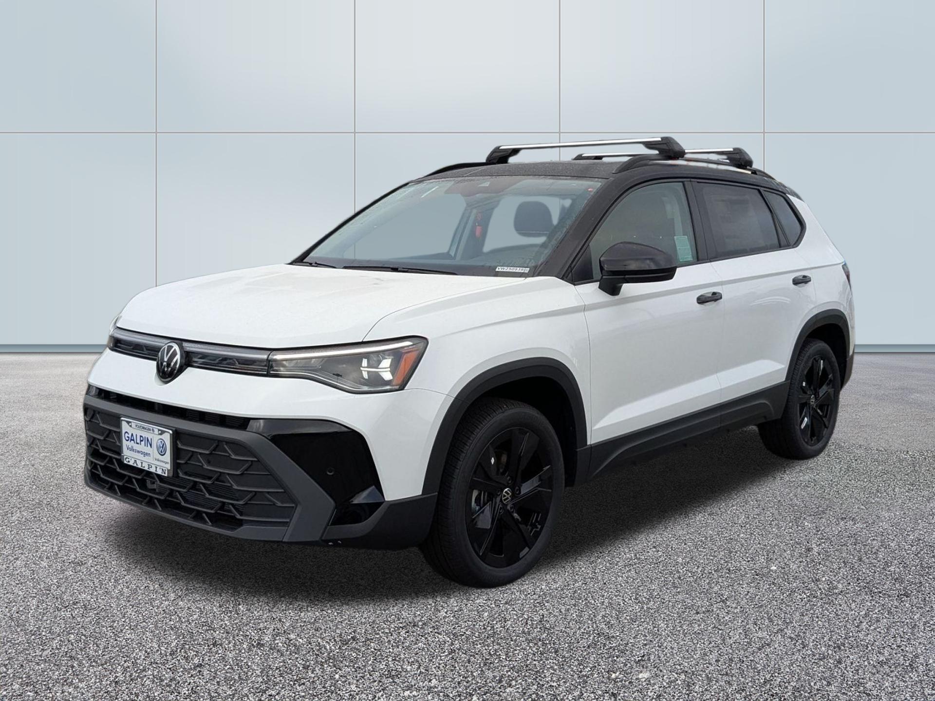 New 2025 Volkswagen Taos SE Black