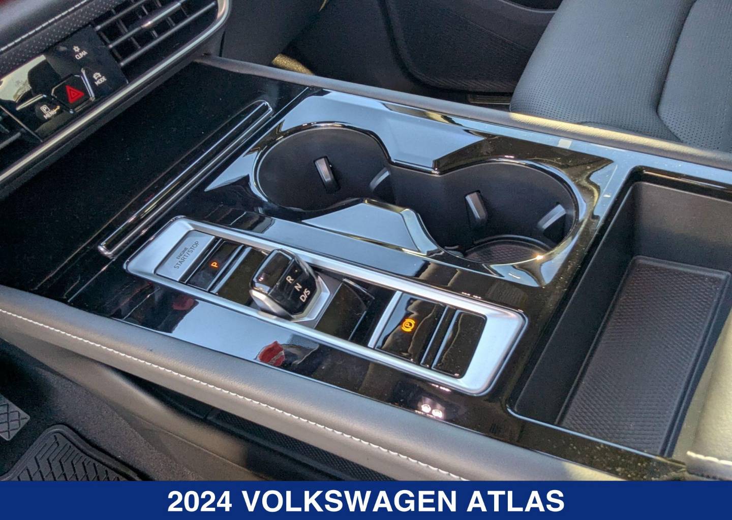 2024 Volkswagen Atlas SEL - Photo 15