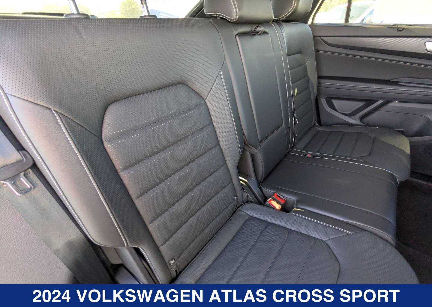 2024 Volkswagen Atlas Cross Sport SEL R-LINE - Photo 19