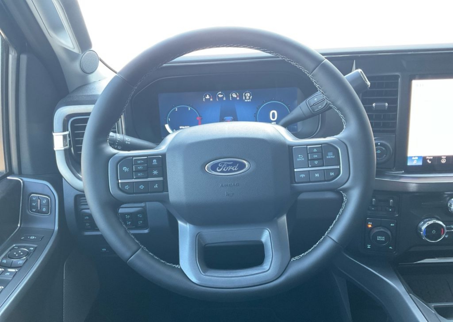 2026 Ford F-250 Super Duty Lariat - Photo 12