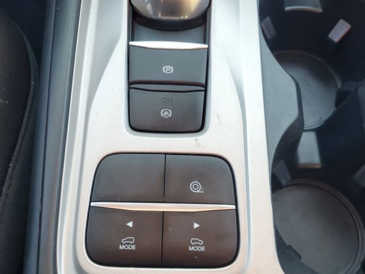 2022 Ford Explorer XLT - Photo 31
