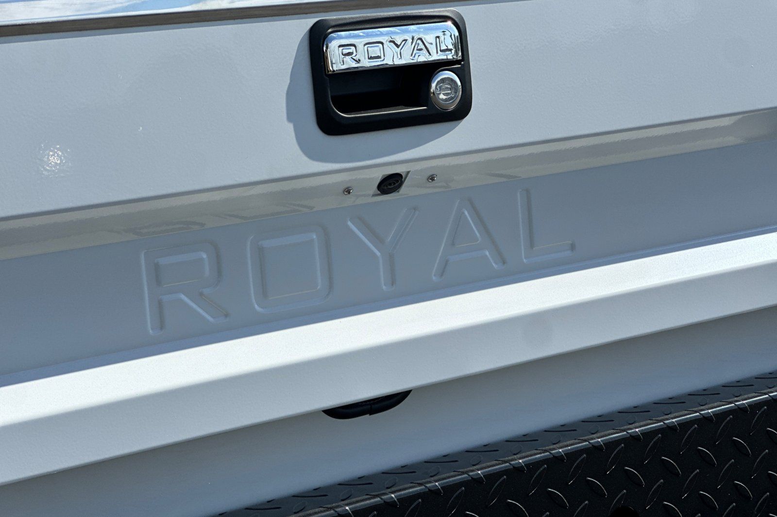 2025 Ford F-350 Super Duty Chassis Cab XL - Photo 23