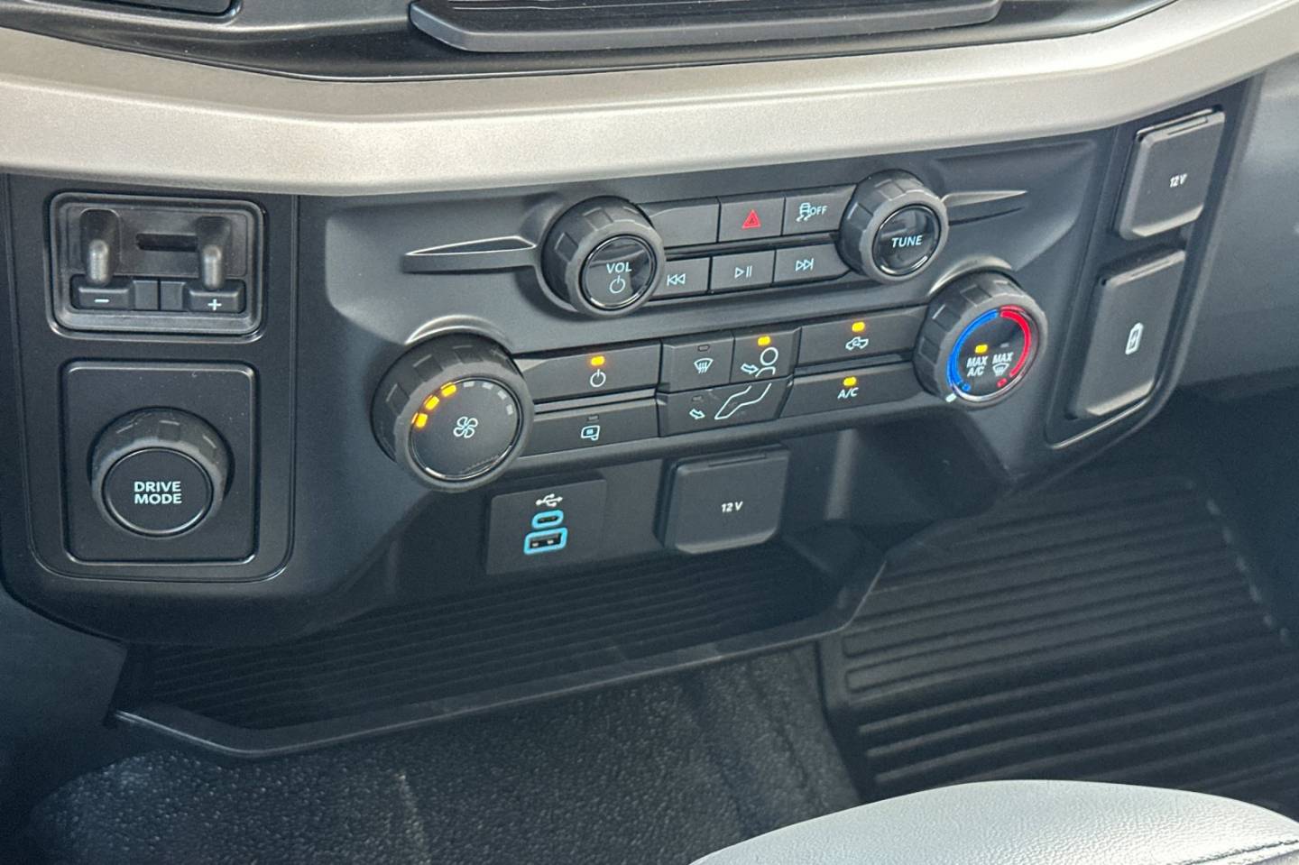 2026 Ford F-250 Super Duty XL - Photo 17