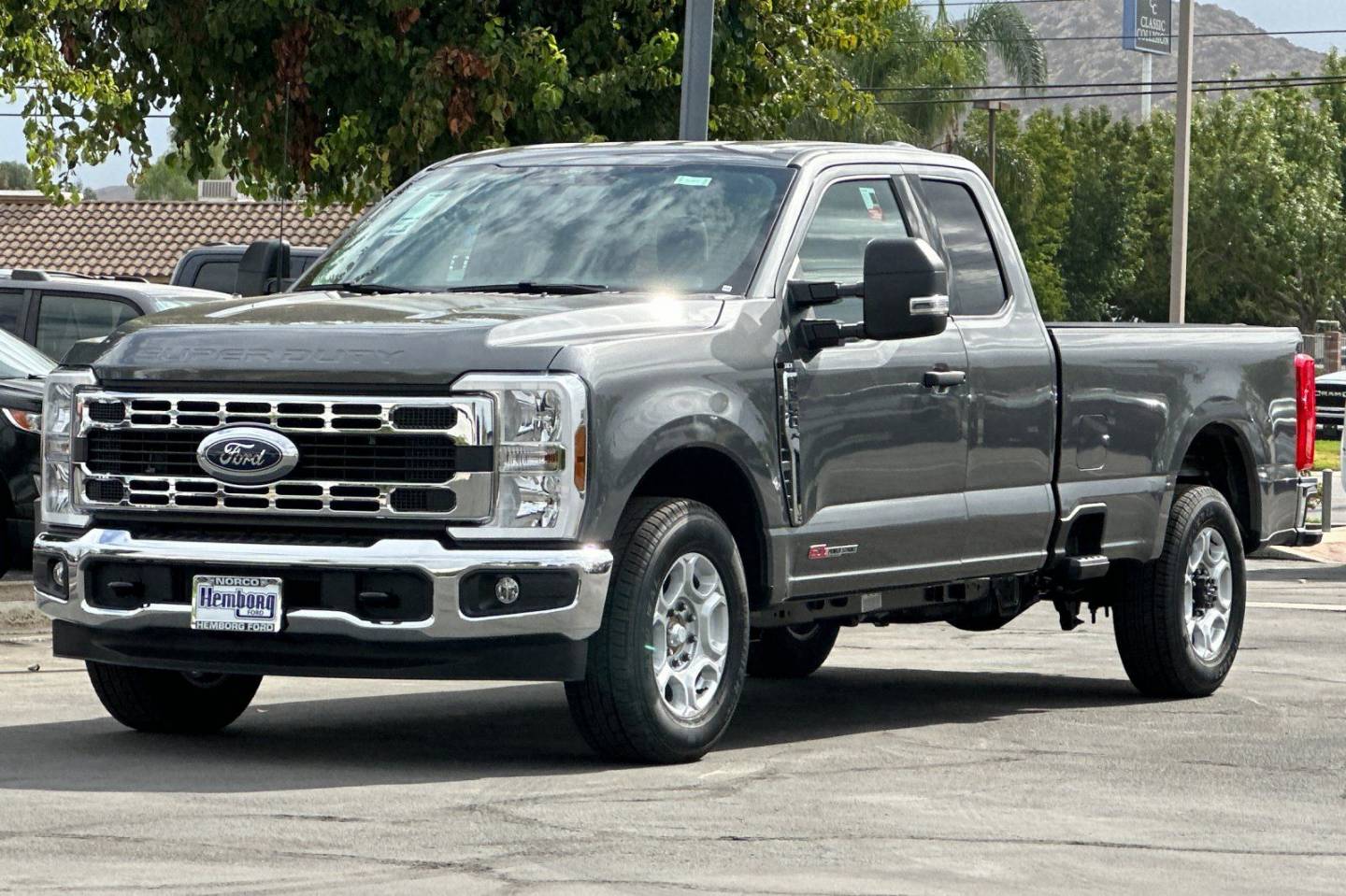 2026 Ford F-350 Super Duty XLT - Photo 8