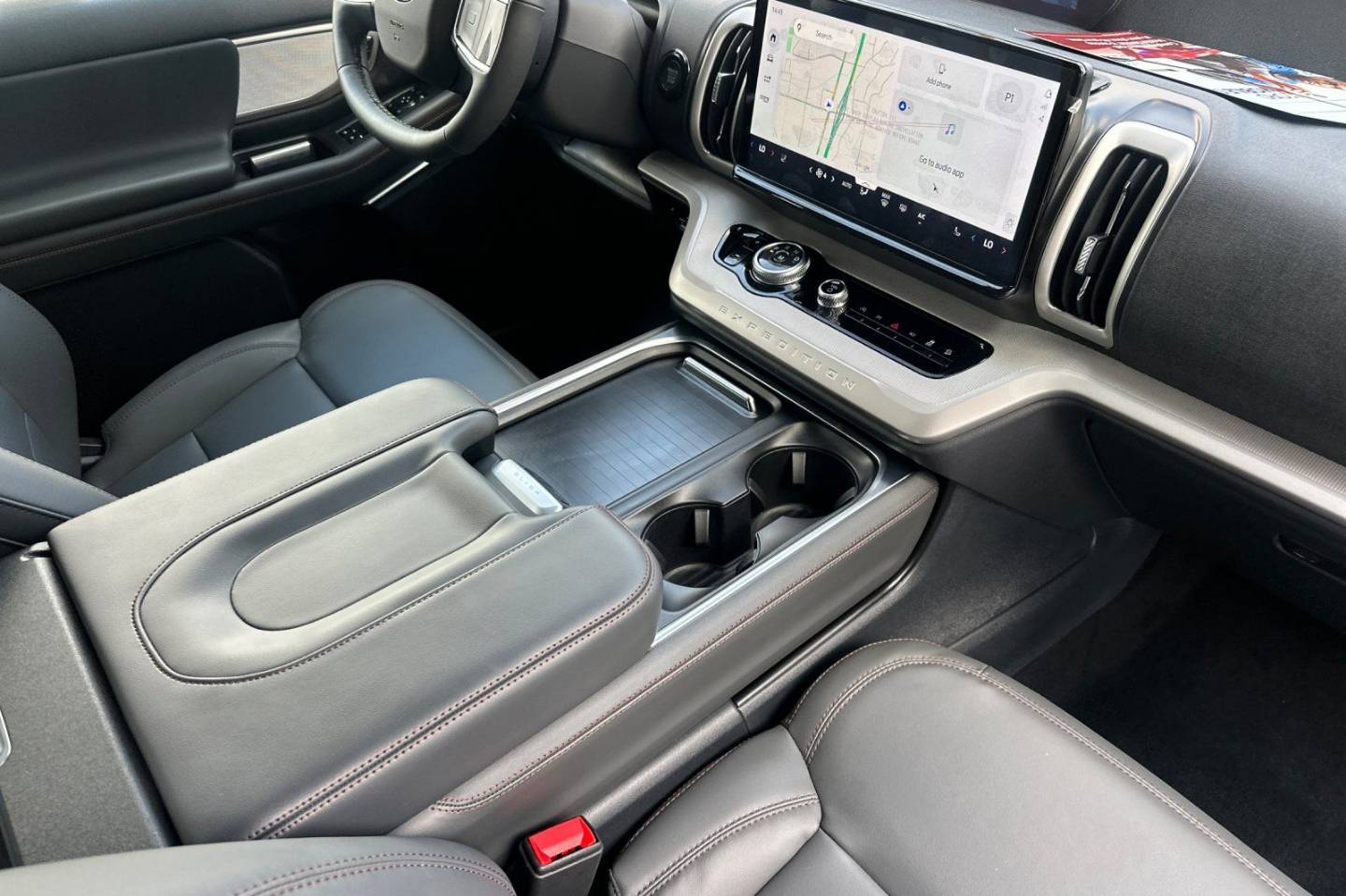 2025 Ford Expedition Active - Photo 17