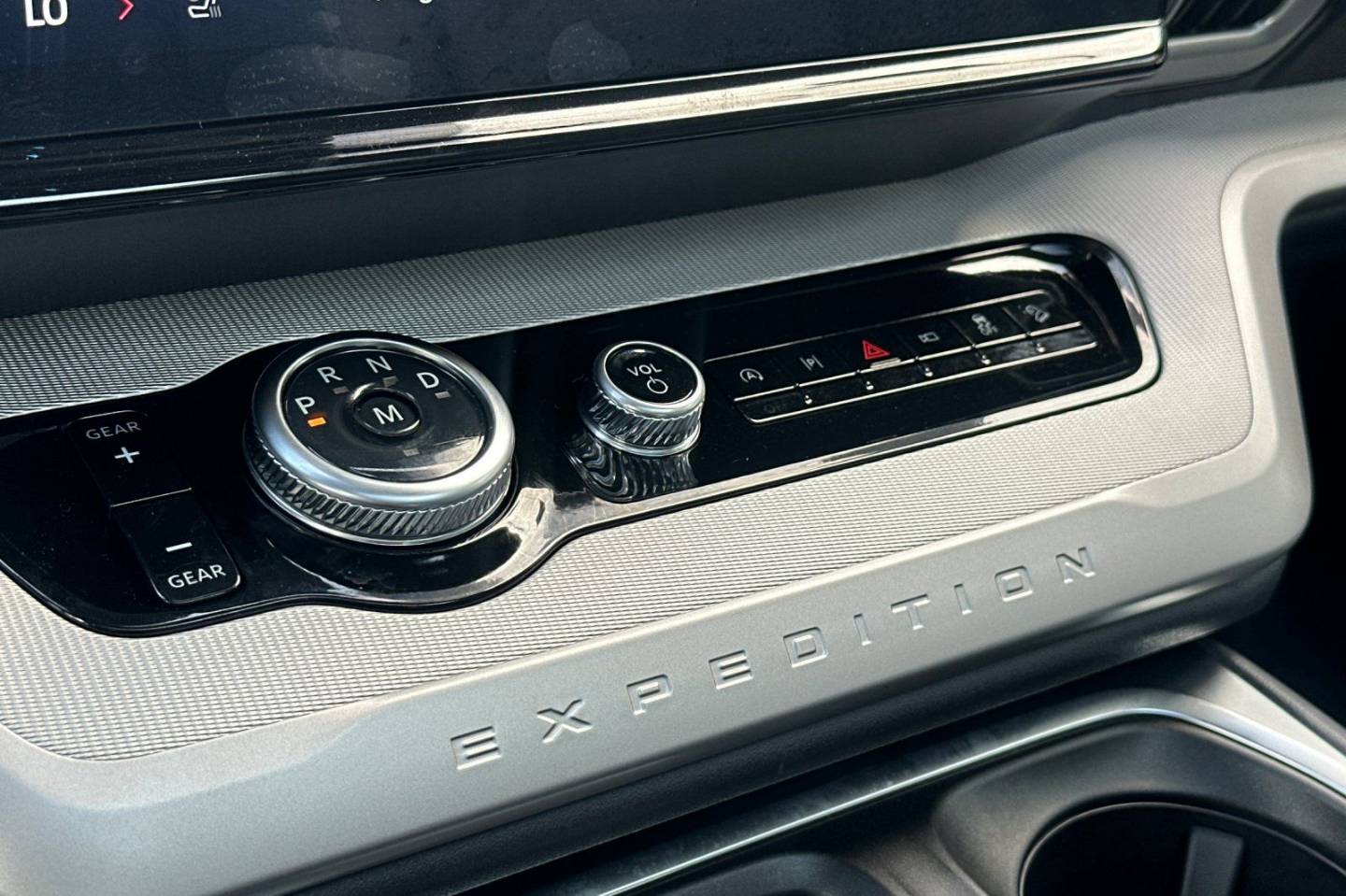 2025 Ford Expedition Active - Photo 22