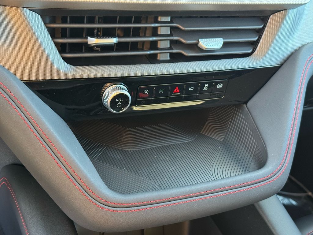 2026 Ford Explorer ST - Photo 19