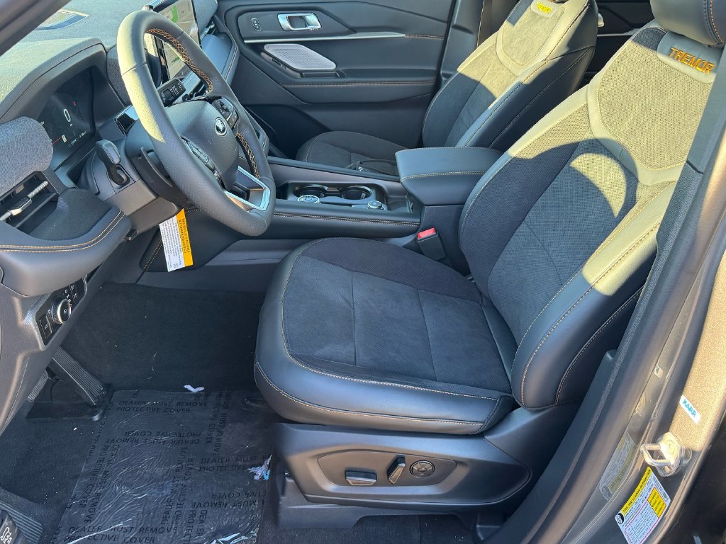 2026 Ford Explorer Tremor - Photo 9