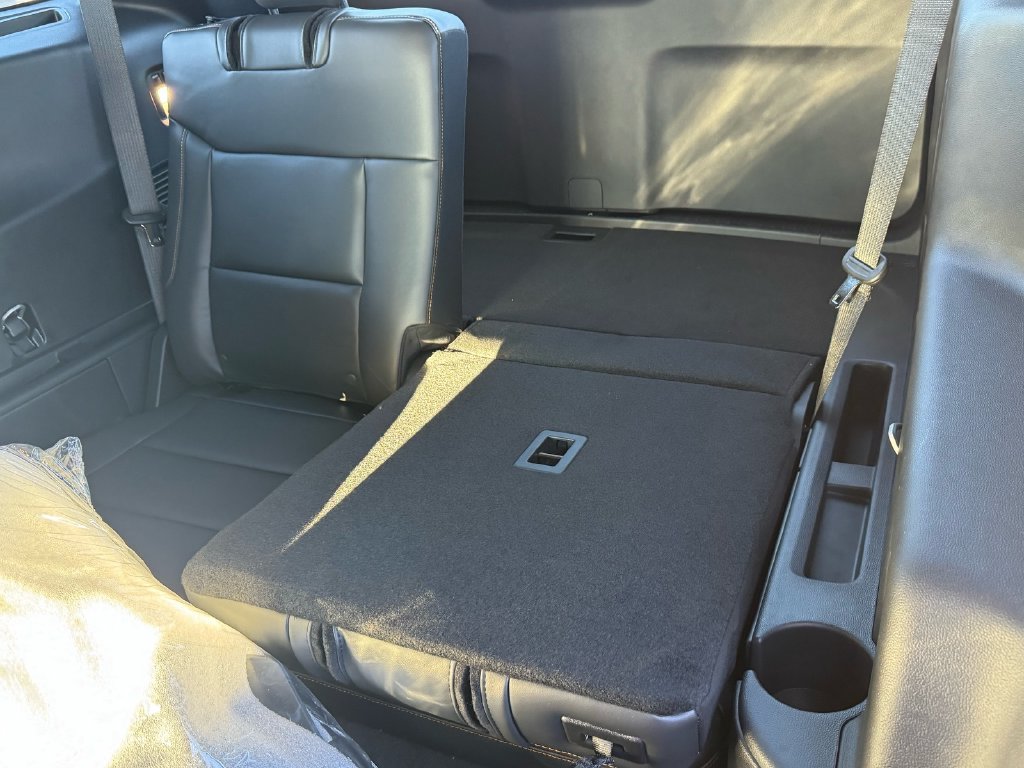 2026 Ford Explorer Tremor - Photo 14
