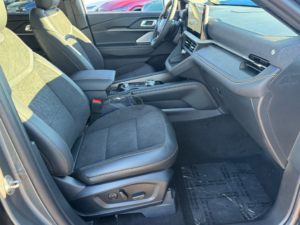 2026 Ford Explorer Tremor - Photo 16