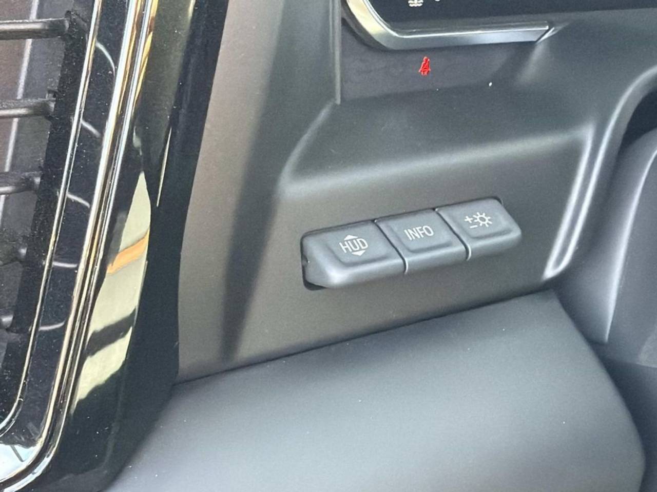 2025 GMC Sierra 1500 AT4 - Photo 7