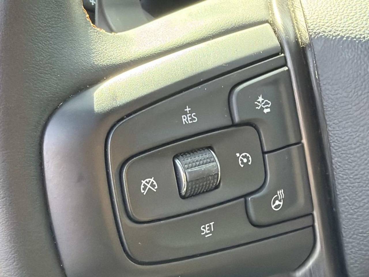 2025 GMC Sierra 1500 AT4 - Photo 8
