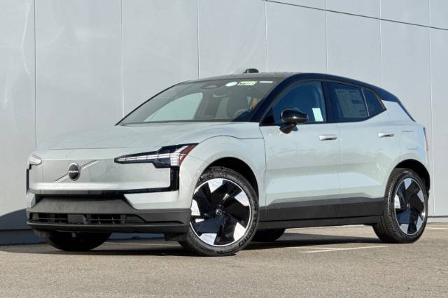2026 Volvo EX30 Twin Motor Performance Plus