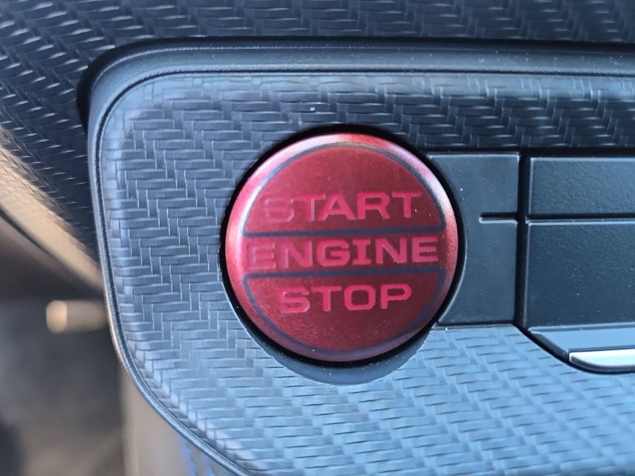 2025 Ford Mustang Dark Horse - Photo 14