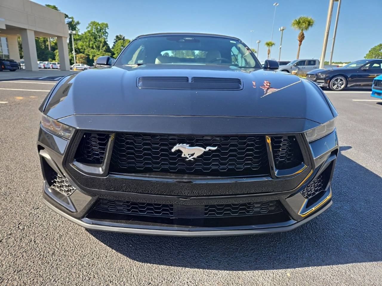 2025 Ford Mustang GT Premium Convertible - Photo 12