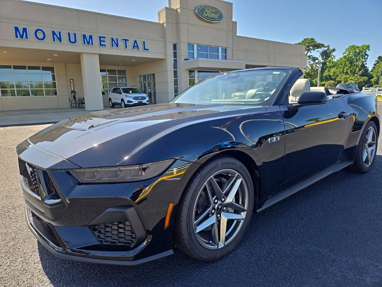 2025 Ford Mustang GT Premium Convertible - Photo 27