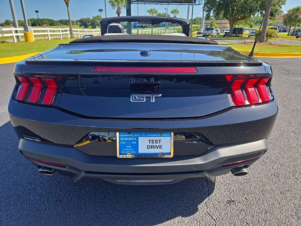 2025 Ford Mustang GT Premium Convertible - Photo 30