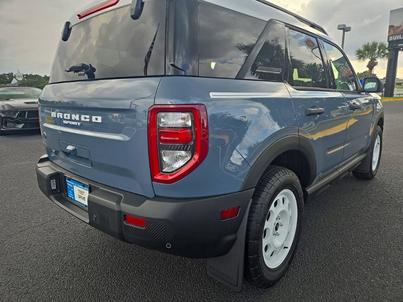 2025 Ford Bronco Sport Heritage - Photo 10