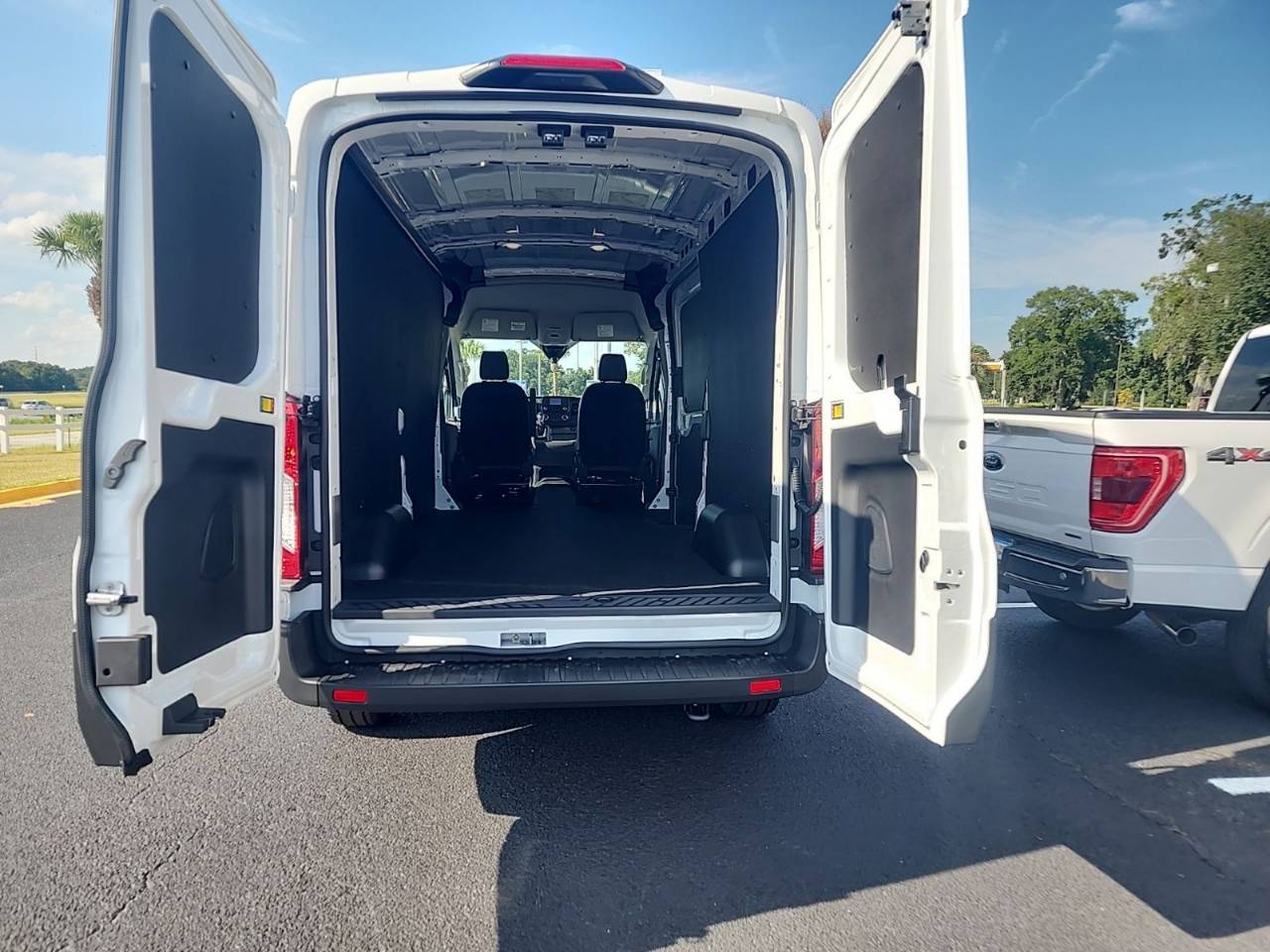 2025 Ford Transit Van Base - Photo 29