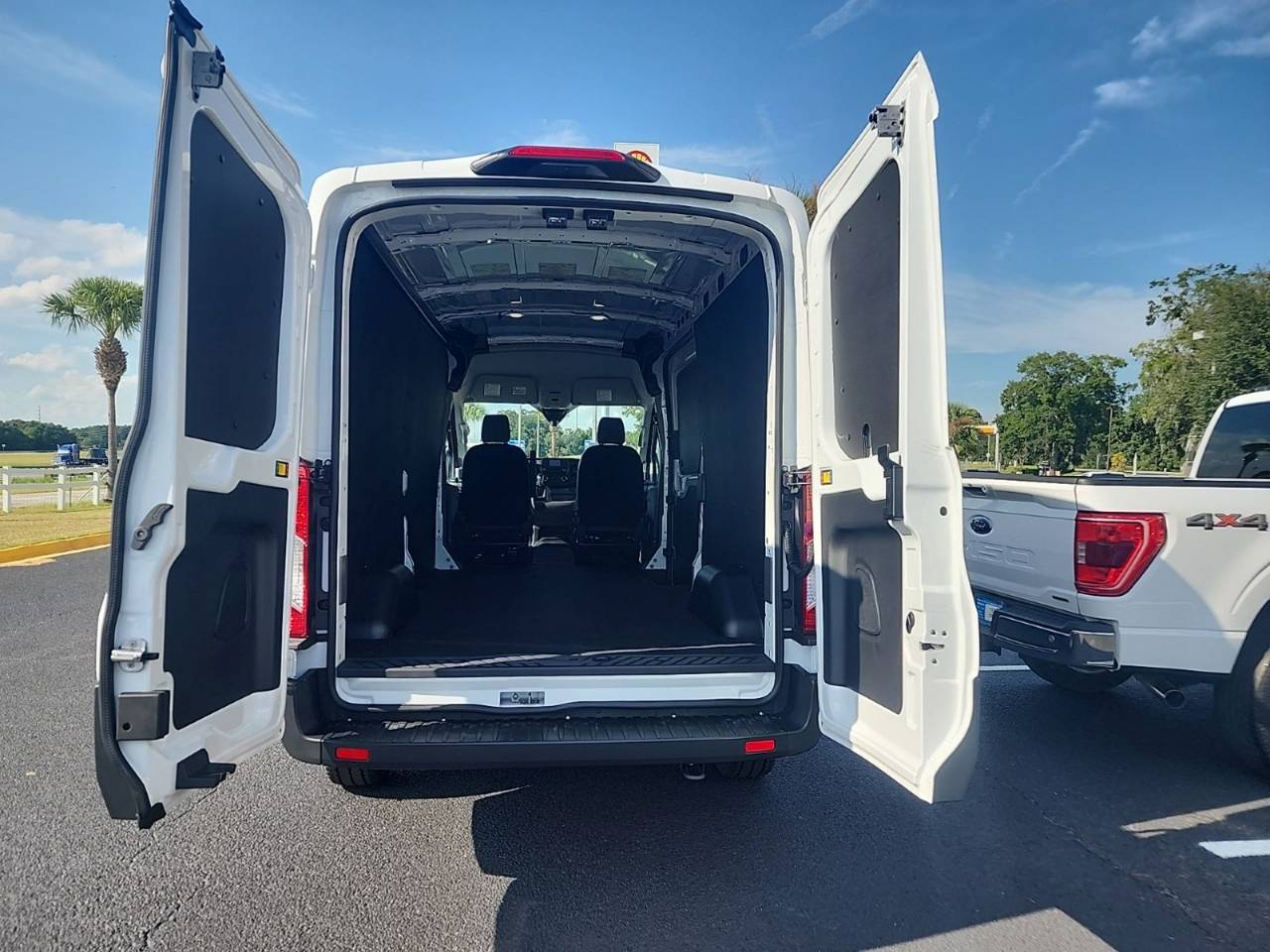 2025 Ford Transit Van Base - Photo 30