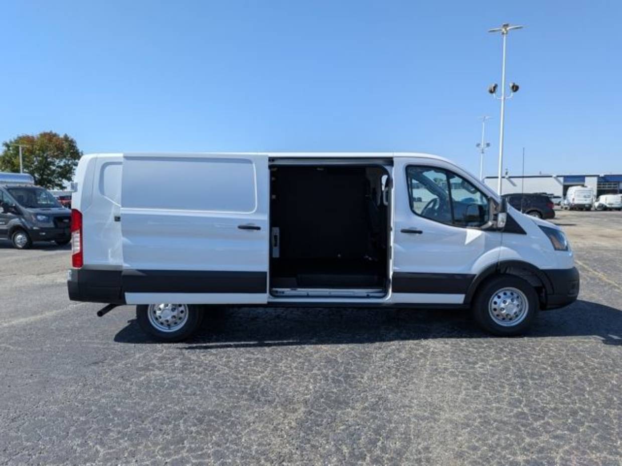 2025 Ford Transit Van Base - Photo 28