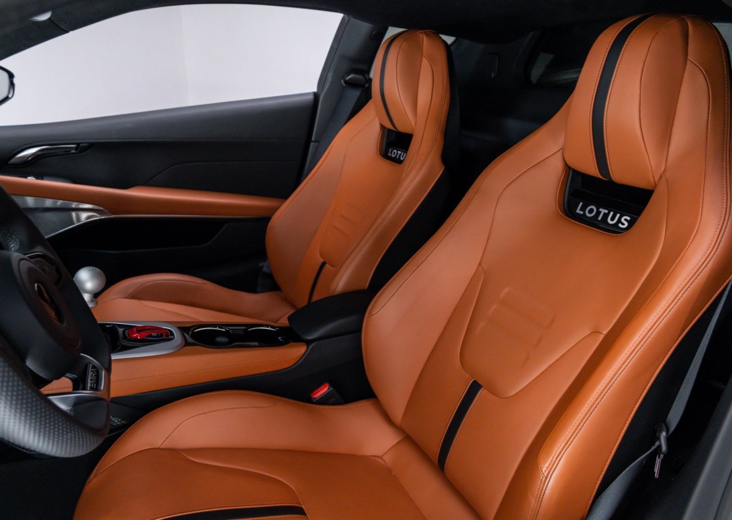 2024 Lotus Emira First Edition - Photo 12