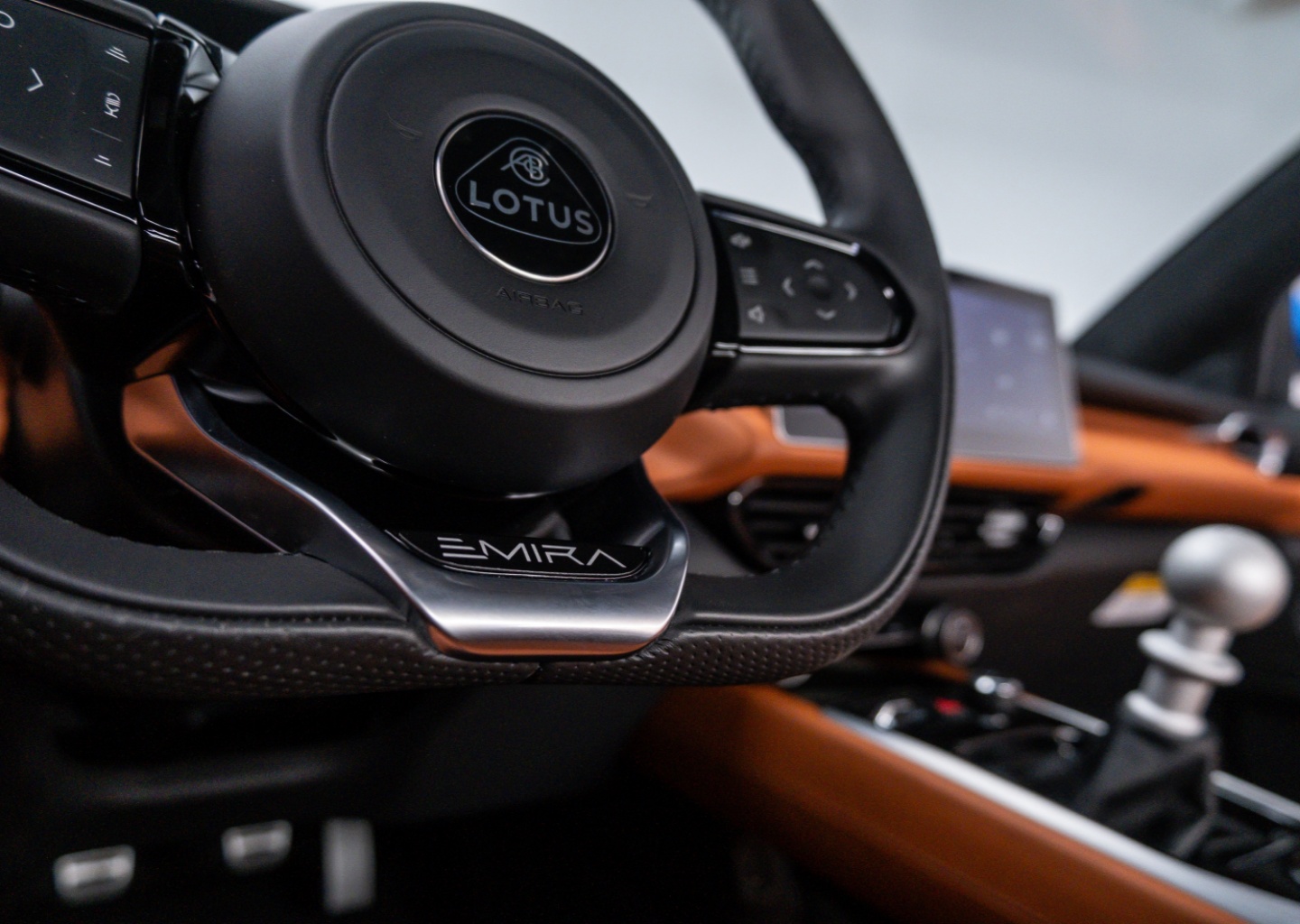 2024 Lotus Emira First Edition - Photo 15